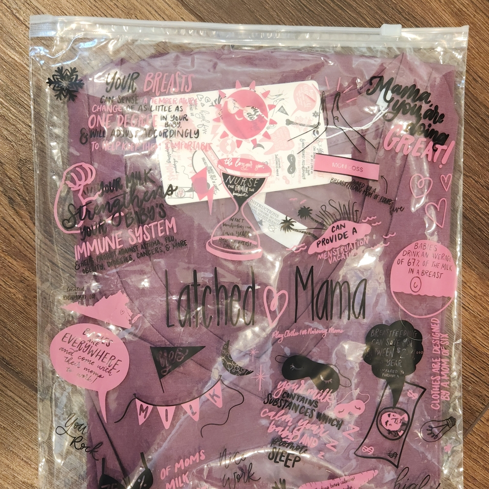 BNWT - Latched Mama Women's Short Sleeve Tee in Orchid